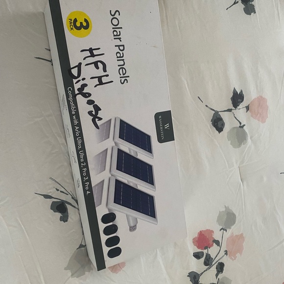 SOLAR PANELS - Picture 6 of 10